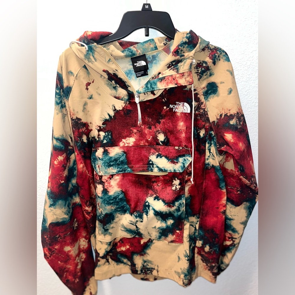 North face pullover